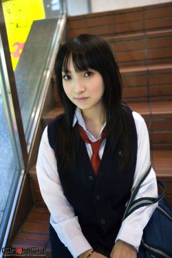 美女被男人日